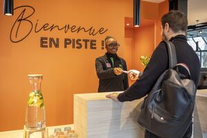 58. IBIS STYLES COLOMBES PARIS OUEST
